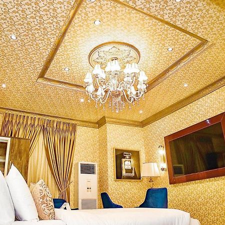No.1 Hotel Абуджа Экстерьер фото