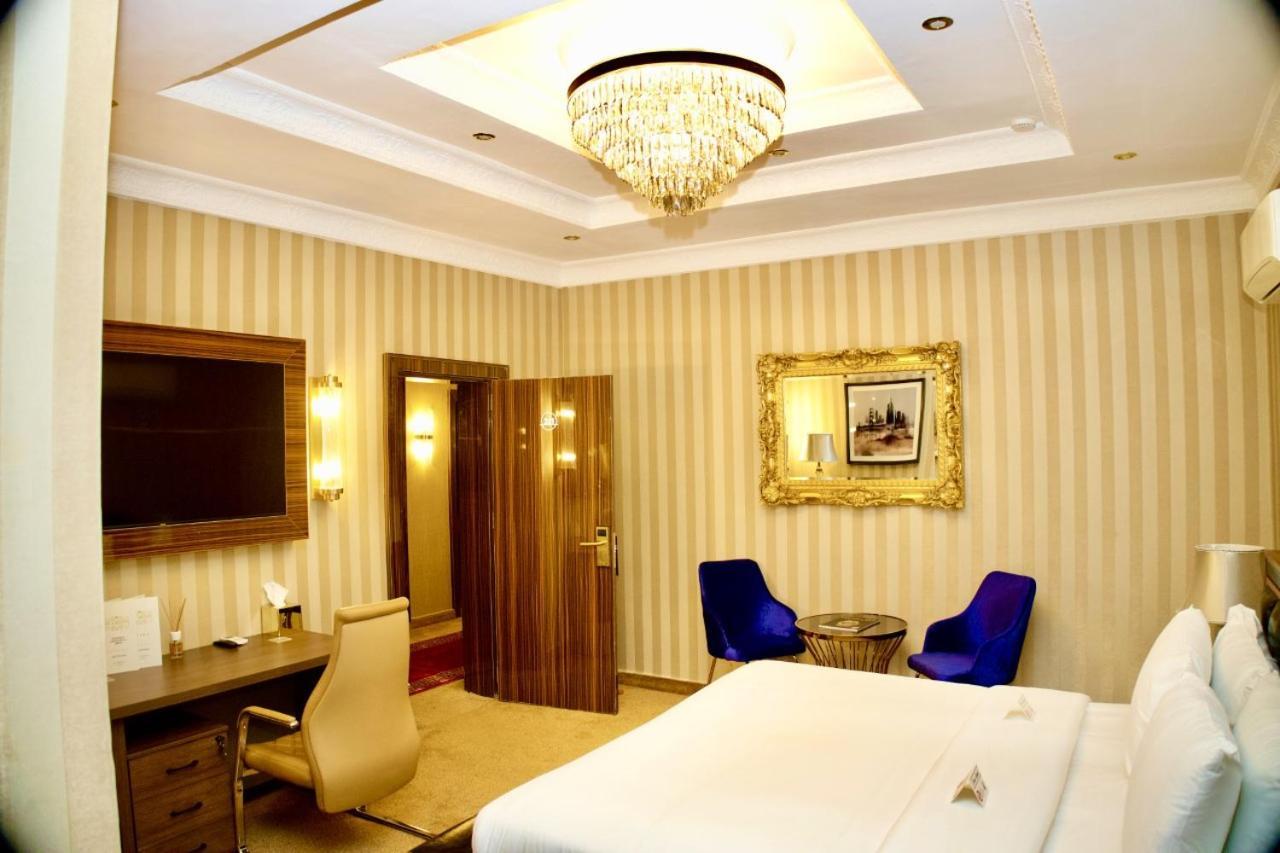 No.1 Hotel Абуджа Экстерьер фото